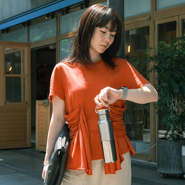 12oz-rise-reflect-with-bamboo-cap-f7 12oz_rise_reflect_business_woman_asia_square.jpg