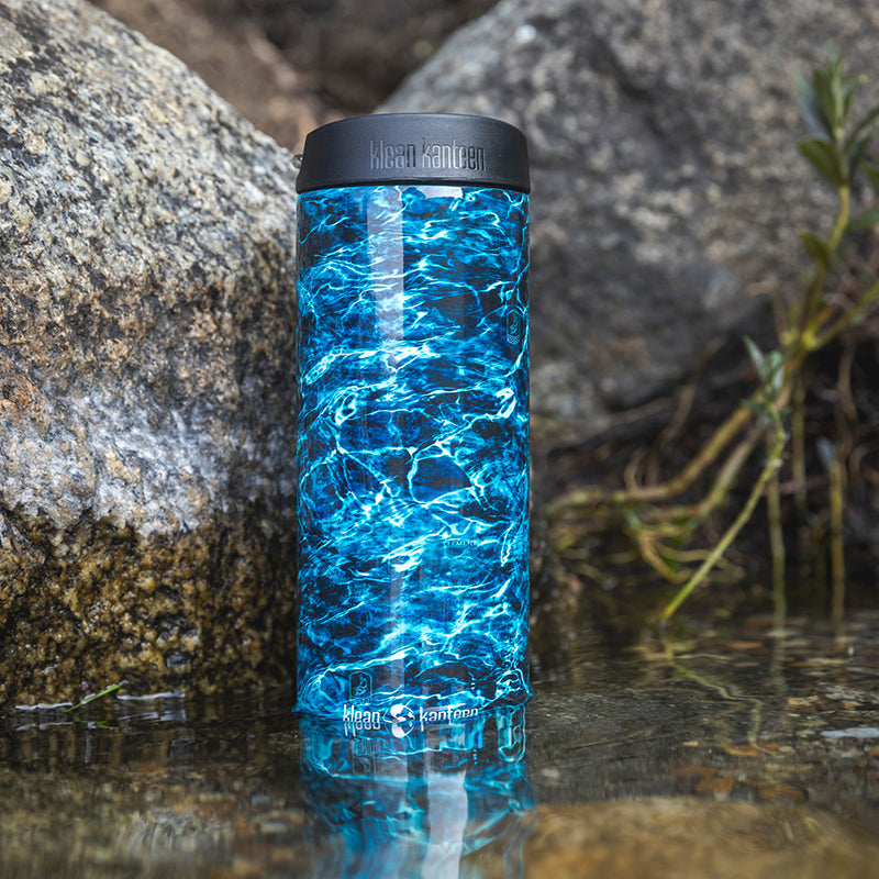 20oz-tkwide-with-cafe-cap-mossy-oak-e4 16oz_tumbler_mossyoak_bass_cafe_water_closeup_square.jpg