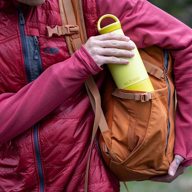 20oz-rise-classic-with-arch-loop-cap-l5 20oz_rise_classic_insulated_bottle_acacia_backpack_square.jpg