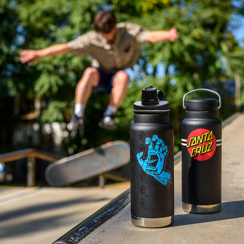 32oz-tkwide-with-twist-cap-santa-cruz-f5 32oz_20oz_water_bottles_santacruz_skater_ramp_square.jpg