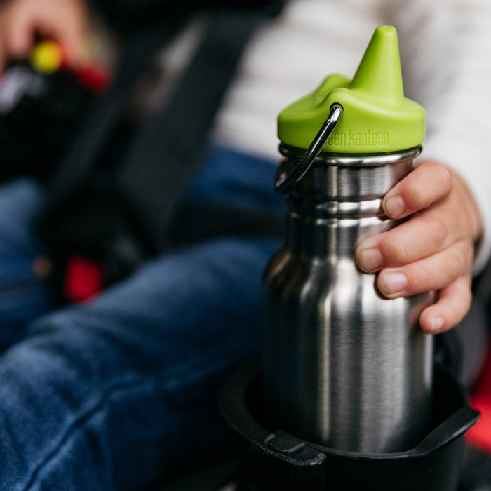 classic-kid-sippy-cap-o6 K12CNSIPPY-BS-sippy_bottle_carseat_lifestyle_6a57ff1f-474b-4c60-9003-2a6f3a064213.jpg