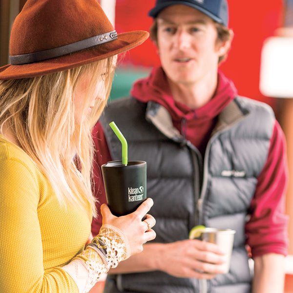tumbler-straw-lid-with-straw-h5 K16VSSC-SB-guy-girl_style_9a499e23-5b7a-4a0d-b42e-d1b4b02627b2.jpg