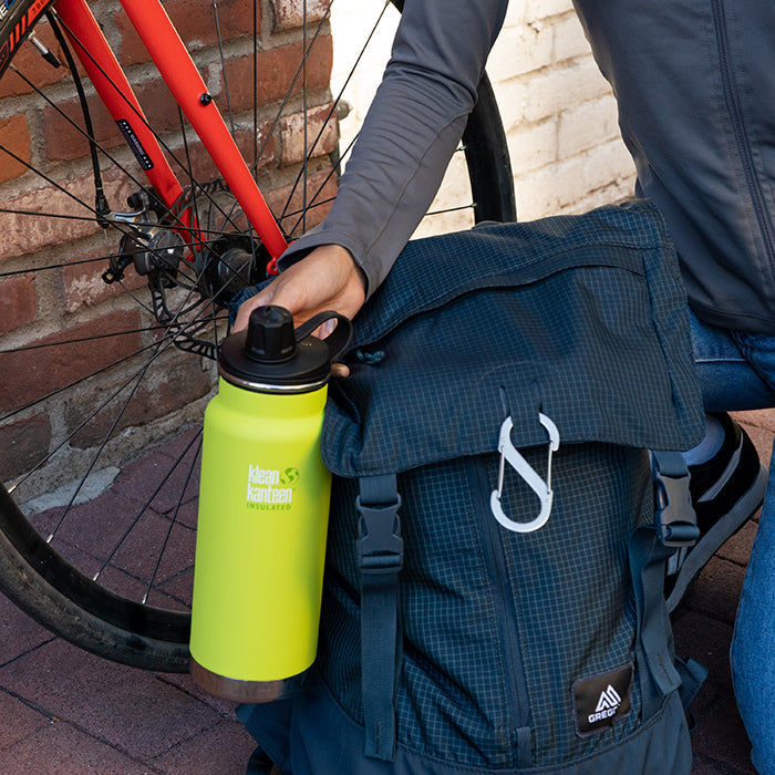 tkwide-chug-cap-w7 K32TKWSSL-JP-Bottle-Biking-Chug-Cap-lifestyle.jpg