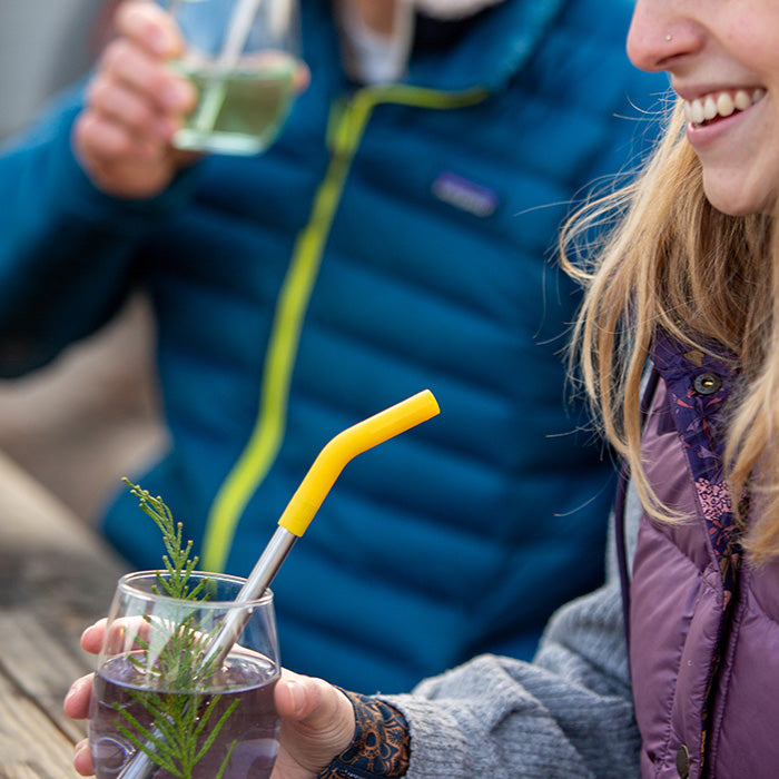straw-4-pack-w0 recycled_steel_straw_drink_smile_lifestyle.jpg