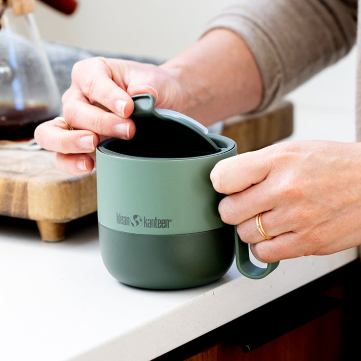 flip-lid-l6 rise_flip_lid_large_coffee_mug.jpg