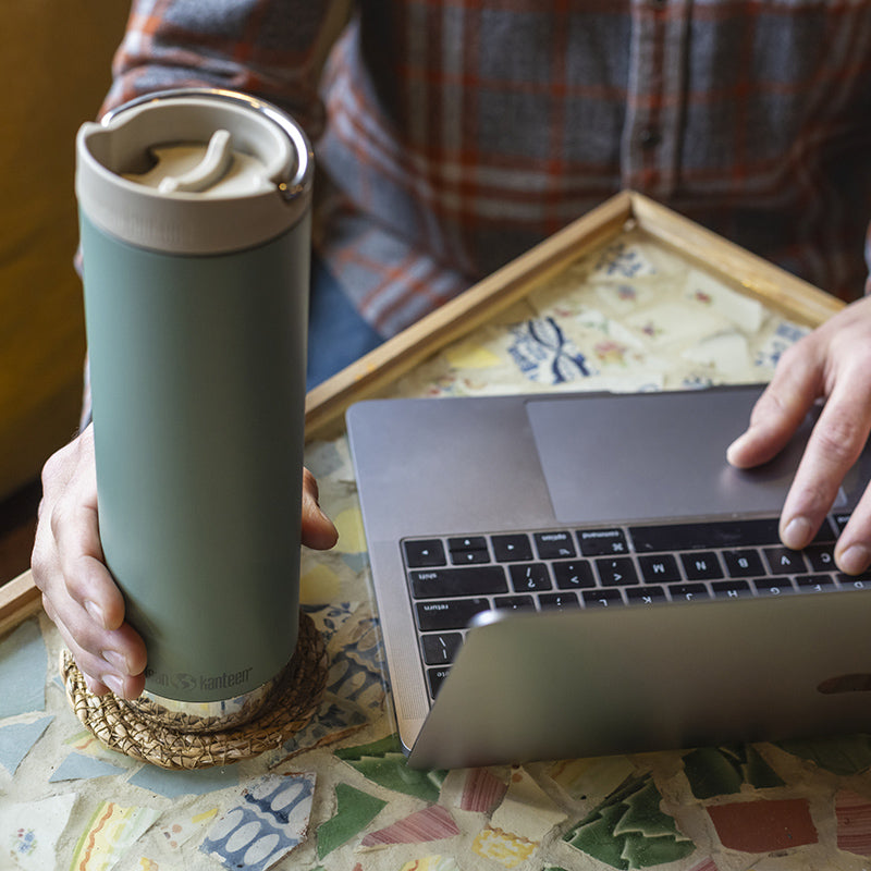 20oz-tkwide-with-cafe-cap-m9 tkwide_20oz_insulated_tumbler_cafe_laptop_closeup_square.jpg