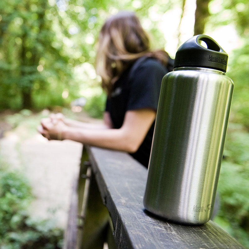 40oz-wide-with-loop-cap-b4 wide_40oz_bottle_bridge_closeup_square.jpg